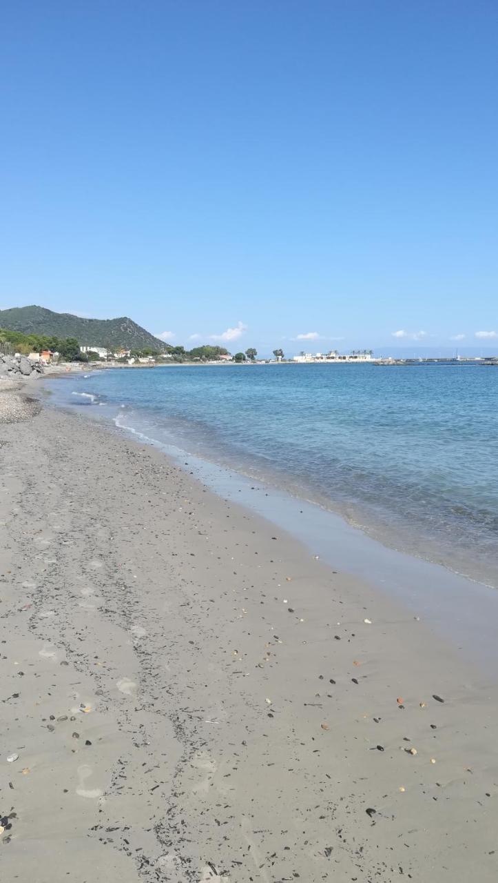 Villa Dolly Porto Columbu - Perd'E Sali Buitenkant foto